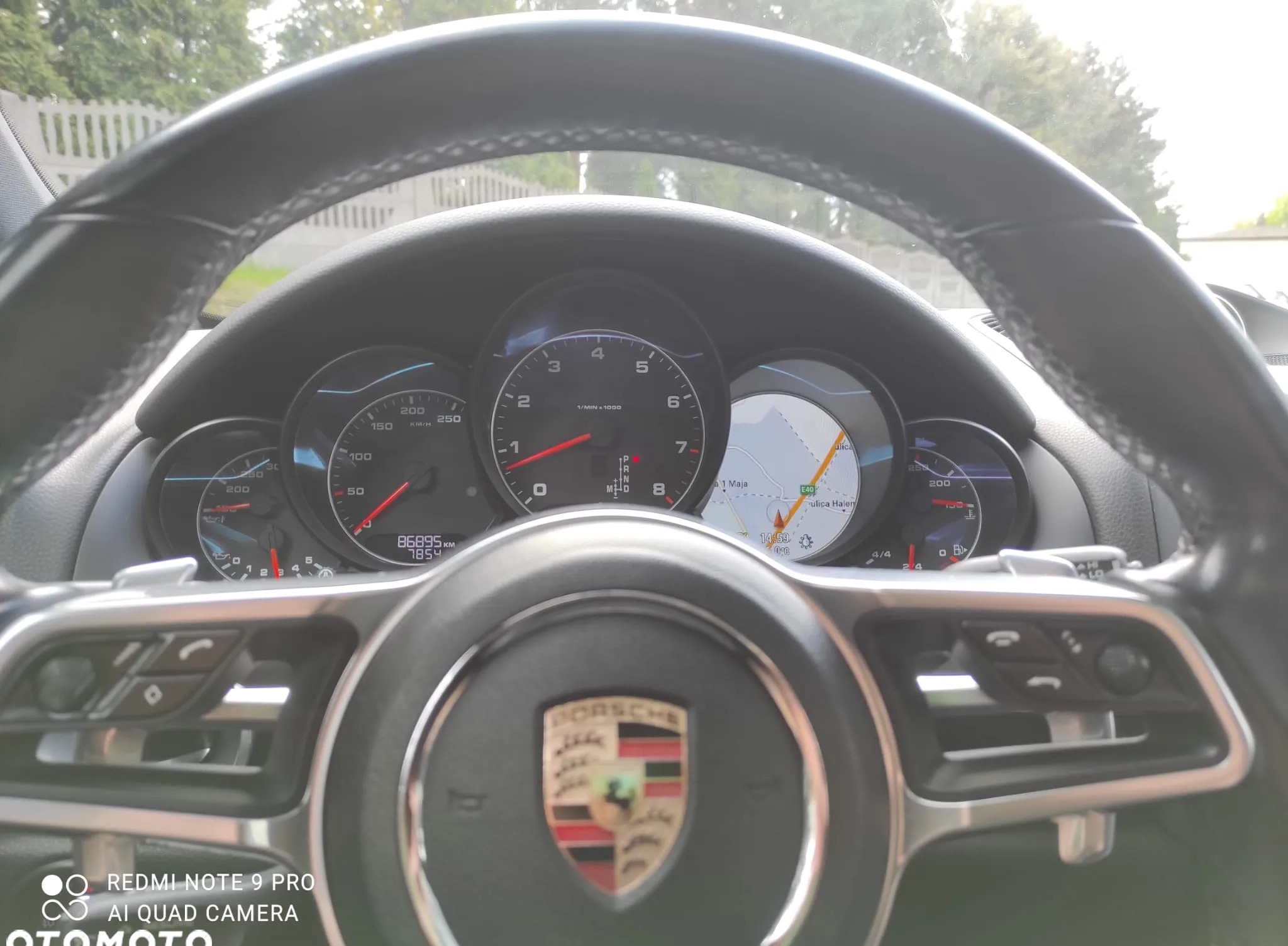 Porsche Cayenne cena 165000 przebieg: 88000, rok produkcji 2017 z Poznań małe 277